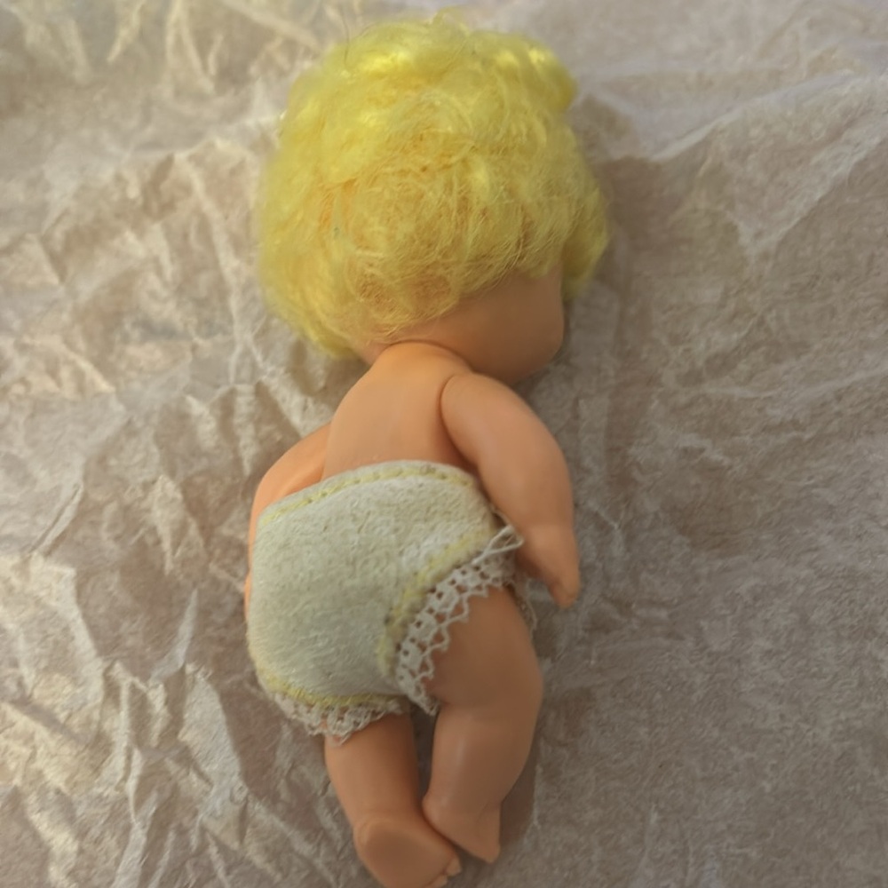 Vintage Strawberry Shortcake “Lemon Meringue “ baby doll, mini doll, - Picture 2 of 3